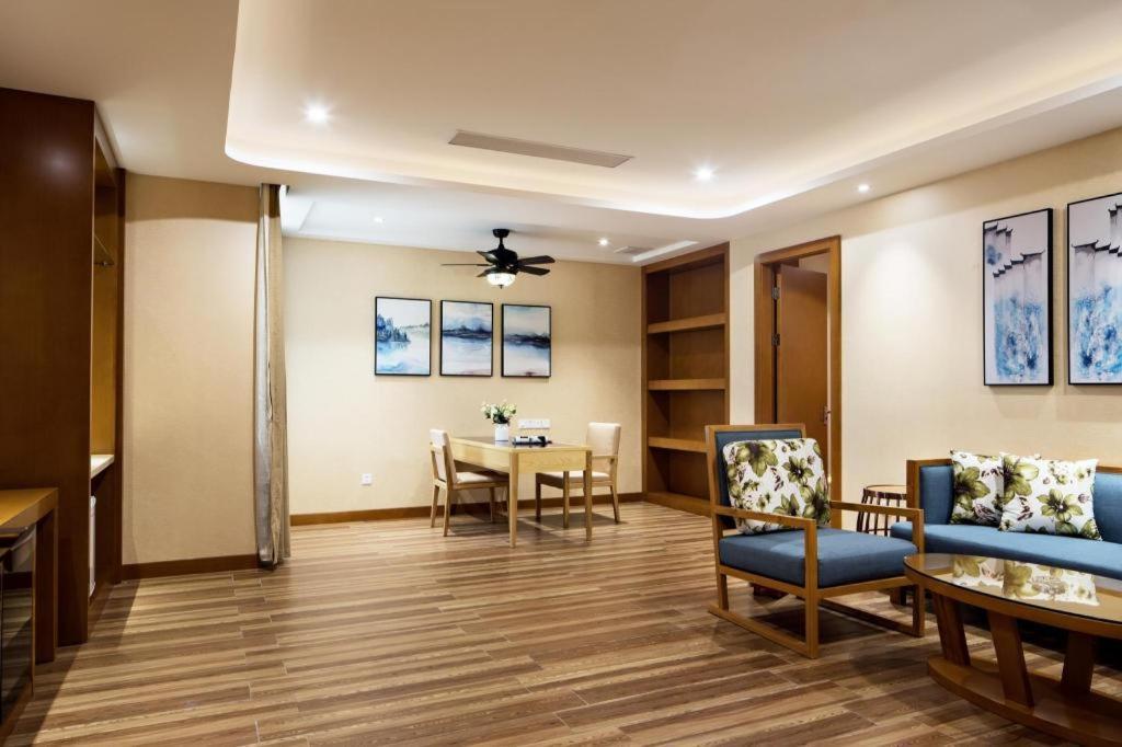 Cheermore Recreation Hotel Guangzhou Zhimao Yuan Ecological Spa Leisure Hotel Luaran gambar